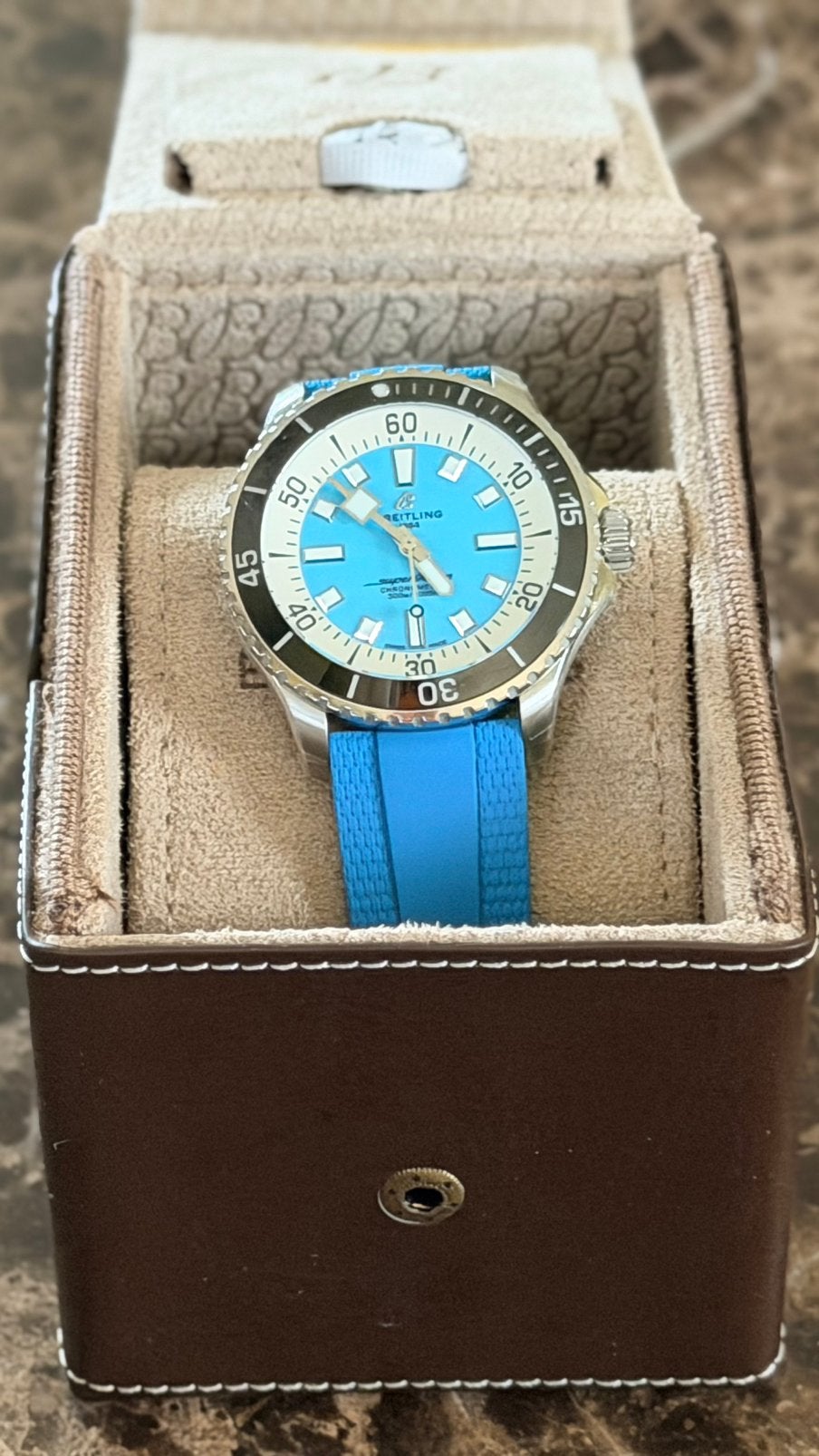 Breitling Superocean Automatic 44 – Tiffany Dial, Staal, Verzenden, Breitling, Polshorloge
