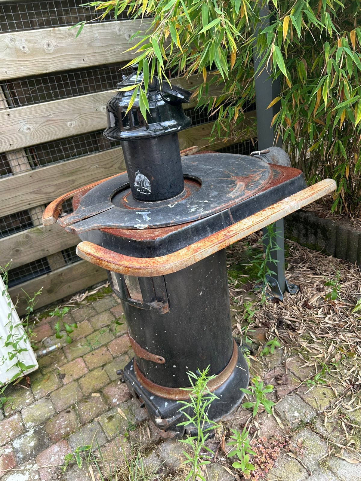 Oude potkachel, Huis en Inrichting, Ophalen, Zo goed als nieuw, Hout, Houtkachel