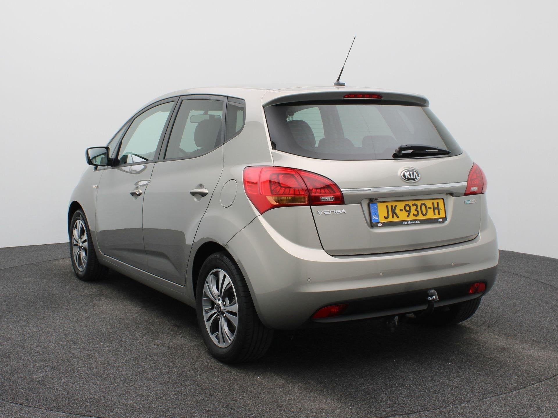 Kia Venga 1.6 CVVT DynamicPLusLine Trekhaak | Navi | Camera, Auto's, Gebruikt, 4 cilinders, Bedrijf, Handgeschakeld