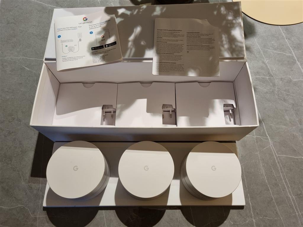 Set van 3 Google WIFI mesh-routers, Computers en Software, WiFi-versterkers, Ophalen of Verzenden, Zo goed als nieuw, Google