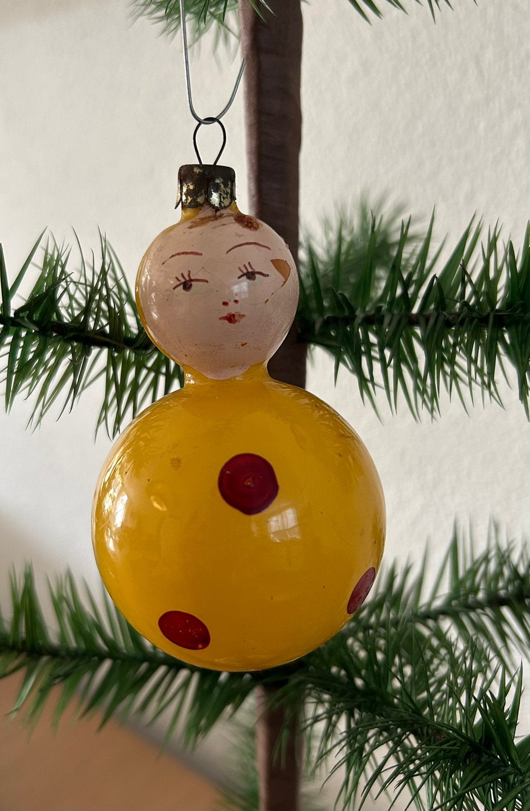 Oude kerstbal, nevaljashka, tuimelpop, Ophalen of Verzenden, Gebruikt