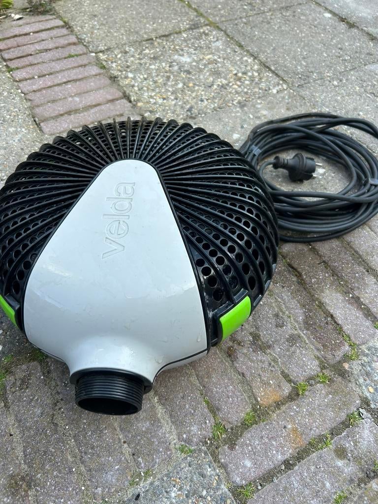 Te koop veldagreenline sterke en zuinige Vijverpomp 8000 lpu, Tuin en Terras, Vijver-toebehoren, Ophalen, Zo goed als nieuw, Vijverpomp