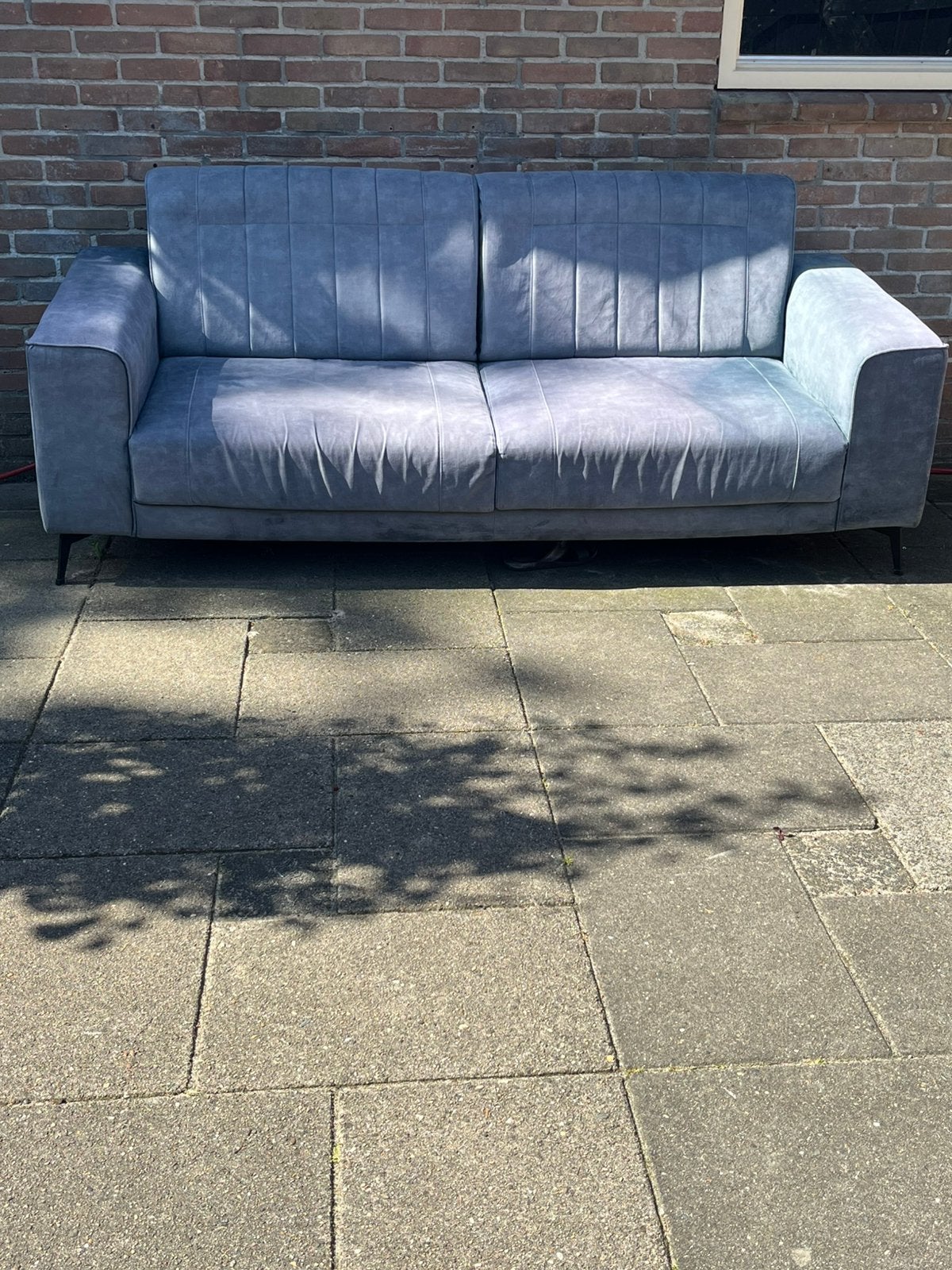 Gratis af te halen: Mooie, stevige 3-zits bank, Ophalen, Zo goed als nieuw, 75 tot 100 cm, 200 tot 250 cm