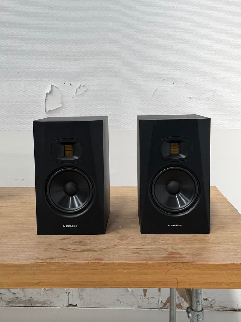 Adam Audio T7V Studio Monitoren (set van 2) - Inclusief stek, Zo goed als nieuw, 120 watt of meer, Front, Rear of Stereo speakers