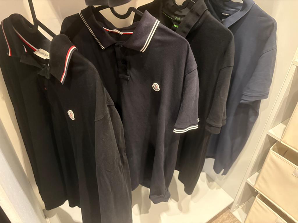 Moncler , armani ,  hugo boss kleding partij, Ophalen of Verzenden, Zo goed als nieuw, Overige maten
