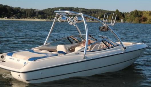 Monster wakeboardtower, Watersport en Boten, Speedboten, Zo goed als nieuw, Ophalen