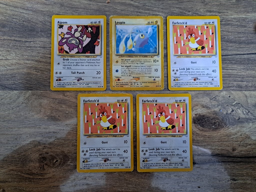 Pokémon  Neo Revelation set (september 2001), Ophalen of Verzenden, Zo goed als nieuw, Meerdere kaarten