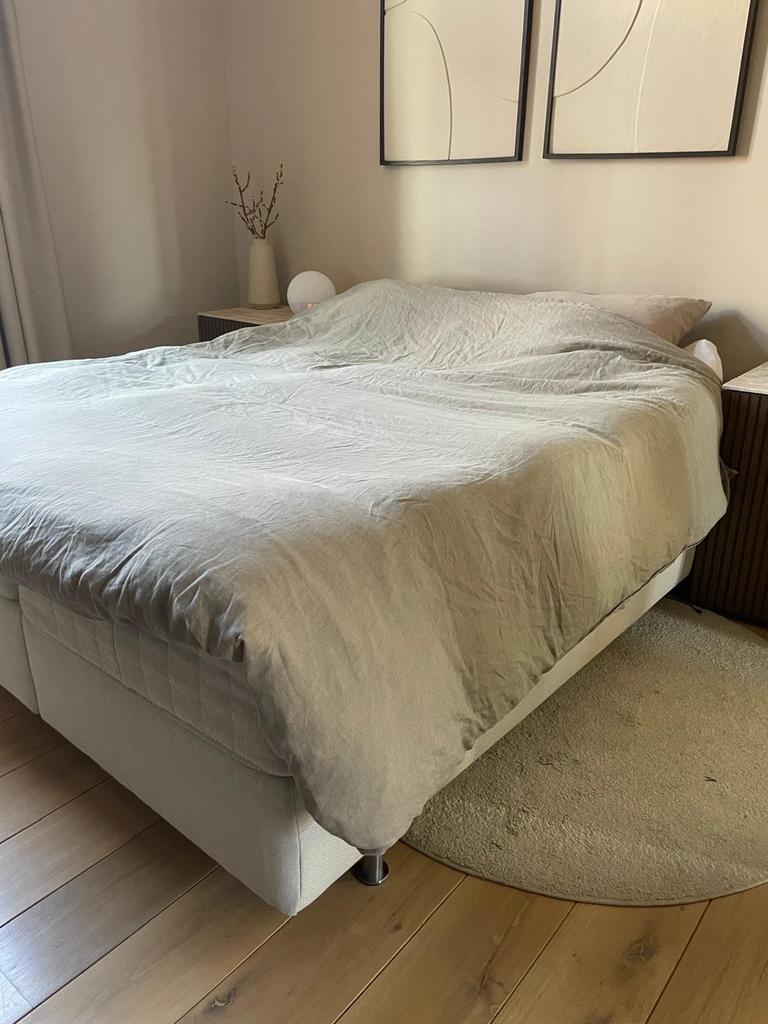 Tweepersoons boxspring bed - 160 x 200 met topper, Ophalen, Beige, Tweepersoons, Zo goed als nieuw