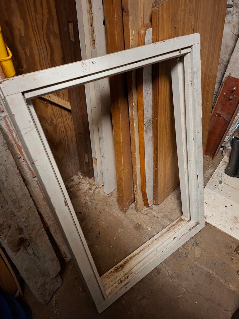 Hardhouten kozijn met glaslatten, Ophalen, Hout, Raamkozijn