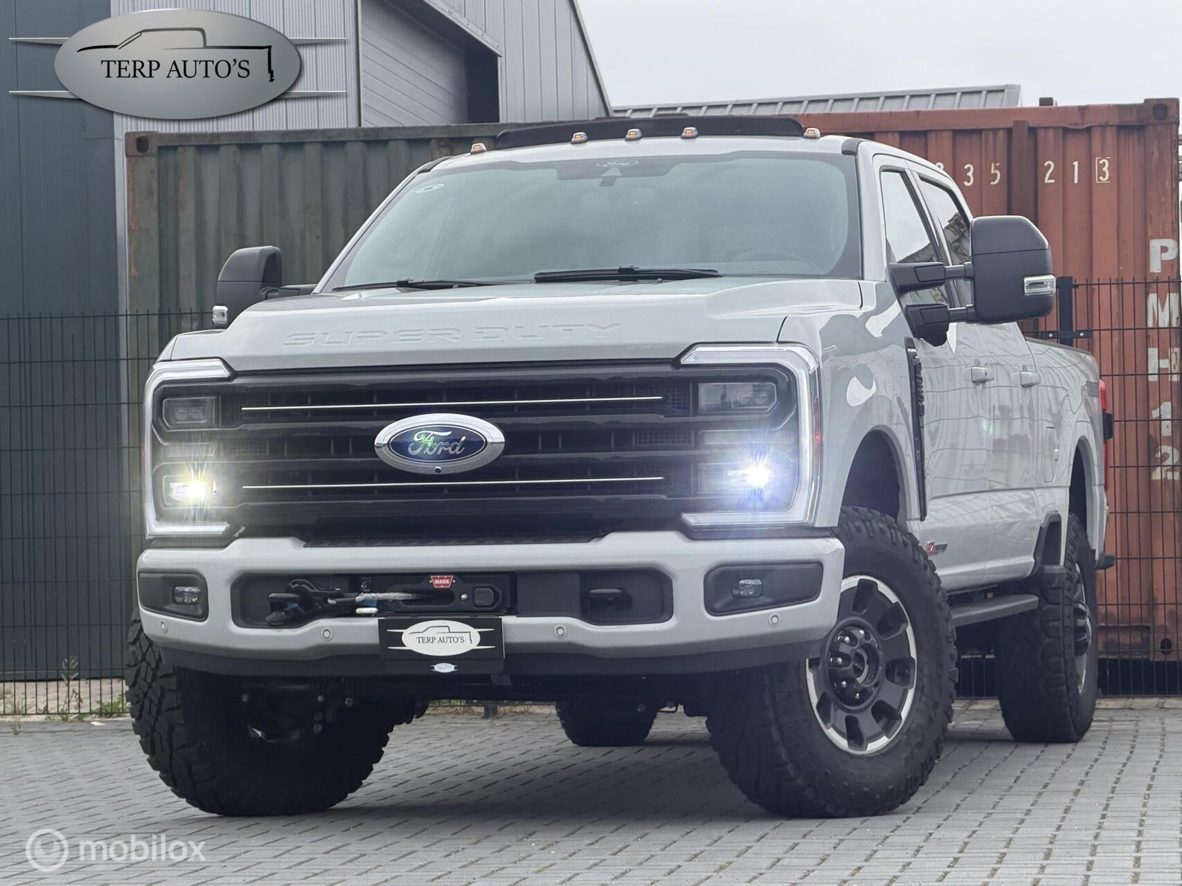 Ford F250 6.7 V8 H.O. Powerstroke Platinum Tremor met Lier, Automaat, 4x4, Overige carrosserieën, F-250