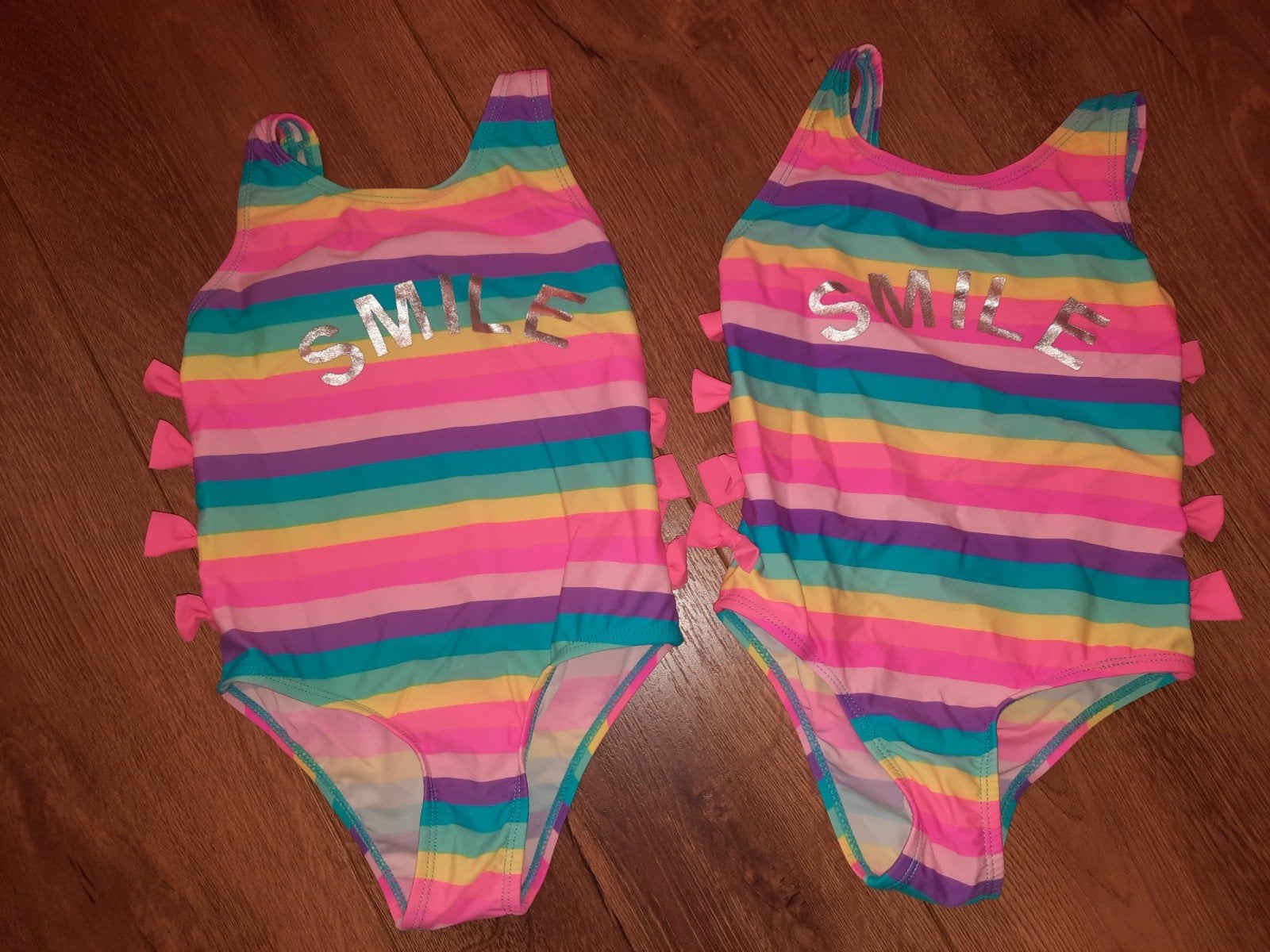Tweeling meisjes badpakjes maat 116
Nieuw, Kinderen en Baby's, Tweelingen en Meerlingen, Ophalen of Verzenden, Nieuw, Kleding
