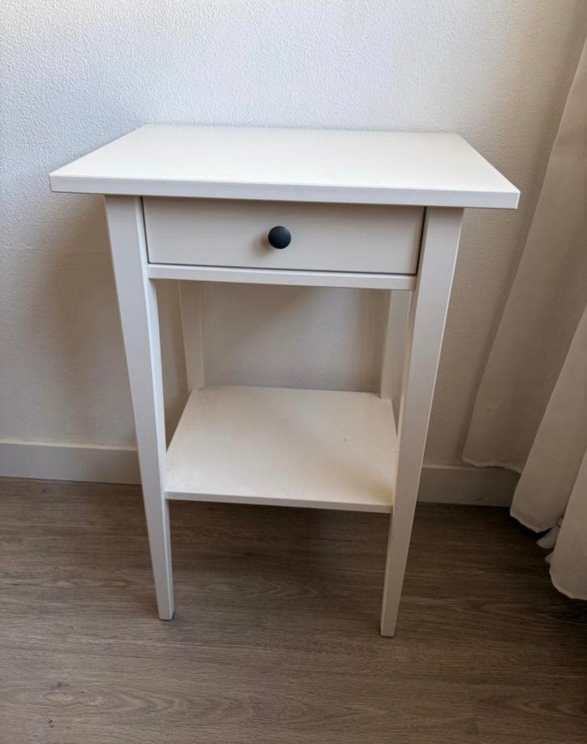 Ikea hemnes nachtkastje, Huis en Inrichting, Slaapkamer | Nachtkastjes, Ophalen, Gebruikt, Minder dan 45 cm, 55 tot 70 cm