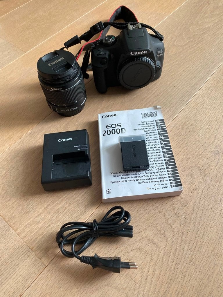 Canon EOS 2000D complete set met 18-55mm IS II, Audio, Tv en Foto, Fotocamera's Digitaal, Spiegelreflex, Beeldstabilisatie, Ophalen of Verzenden