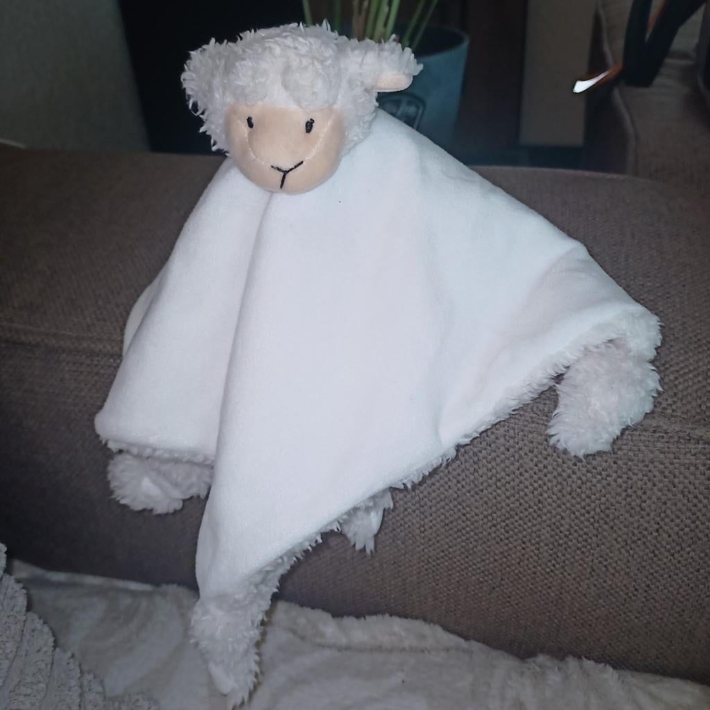 Tinka, lammetjes knuffeldoek., Kinderen en Baby's, Speelgoed | Knuffels en Pluche, Overige merken, Ophalen of Verzenden, Zo goed als nieuw
