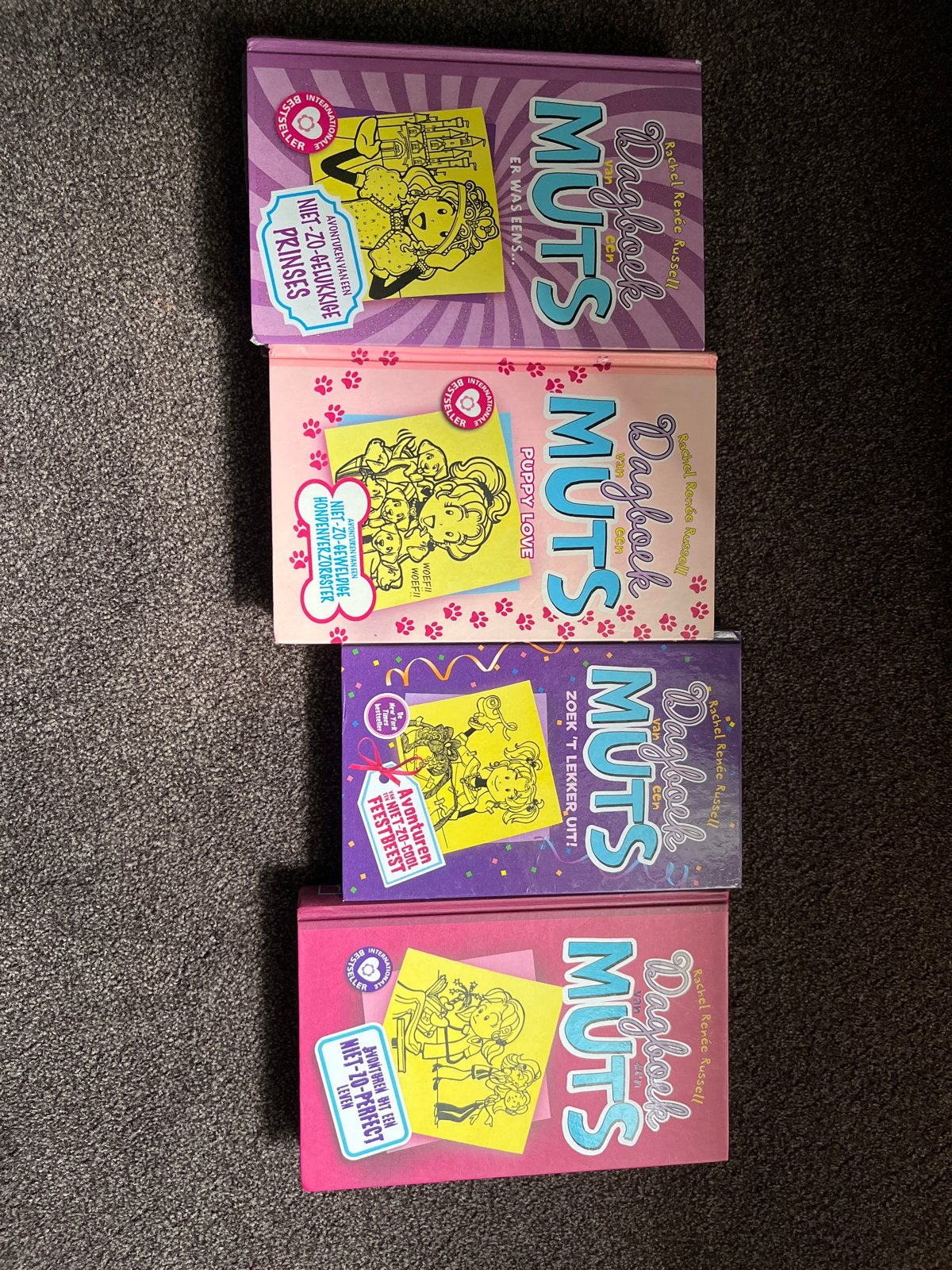 Dagboek van een Muts boeken - deel 1, 2, 9, 12 (4 stuks), Ophalen of Verzenden, Zo goed als nieuw, Fictie