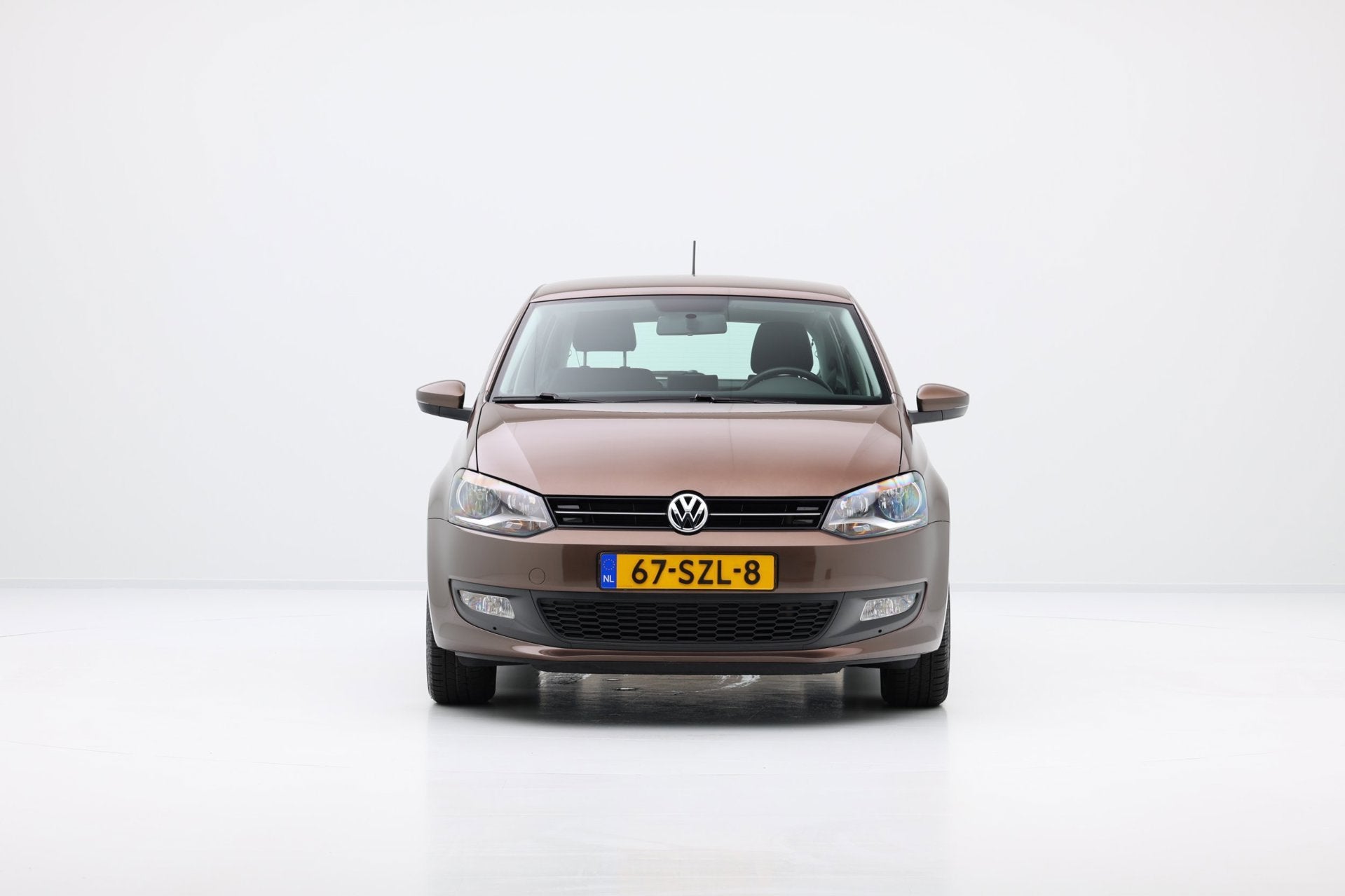 Foto 10 van Volkswagen Polo 1.2 TSI Comfortline 5-drs *63.000km!* Airco|