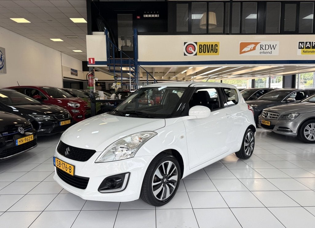 Suzuki Swift 1.2 Base EASSS (bj 2013), Auto's, Stof, Gebruikt, Elektrische ramen, Bedrijf