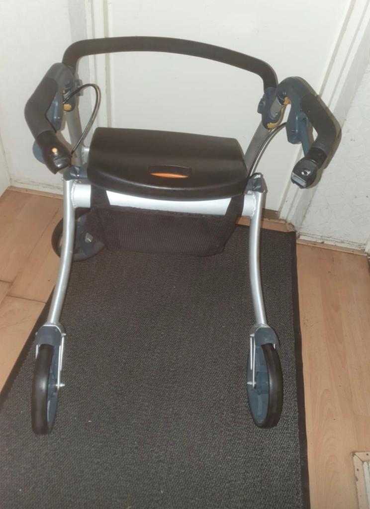 KHARGO ROLLATOR TOT 120 KG, Diversen, Ophalen, Gebruikt