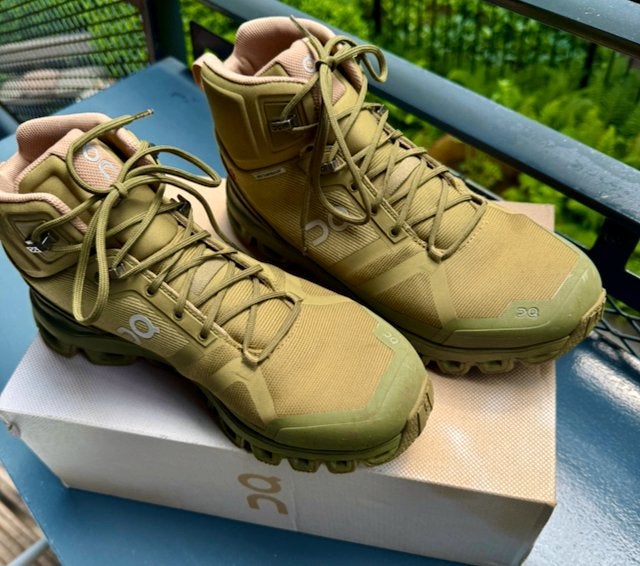 ON cloud wandelschoenen dames olive 41, Kleding | Dames, Schoenen, Zo goed als nieuw, Groen, Wandelschoenen, Ophalen of Verzenden