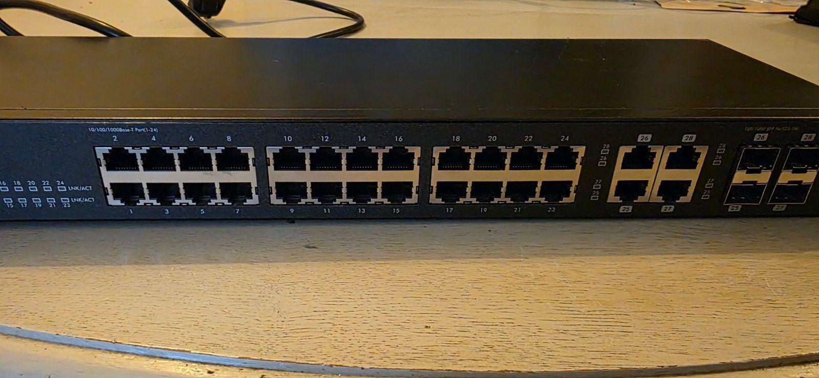 Zyxel GS1920-24 24-poorts Gigabit Smart Managed Switch, Ophalen of Verzenden, Gebruikt