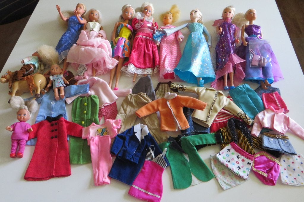 Barbie poppen en kleding een lot., Ophalen, Gebruikt, Overige typen