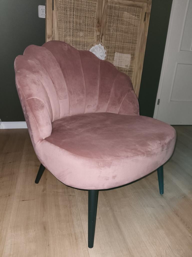 Nieuwe roze fauteuil - Schelp design, Huis en Inrichting, Fauteuils, 75 tot 100 cm, Ophalen of Verzenden, Stof, 50 tot 75 cm