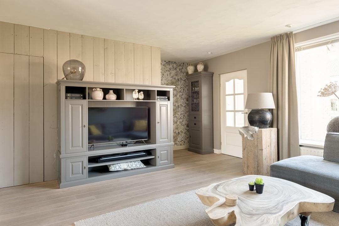 tv kast / tv meubel / opbergkast, Huis en Inrichting, Ophalen, Zo goed als nieuw, Tapijt