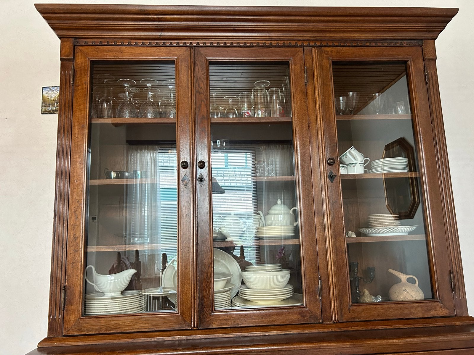 Massief eikenhouten vitrinekast met dressoir, Ophalen