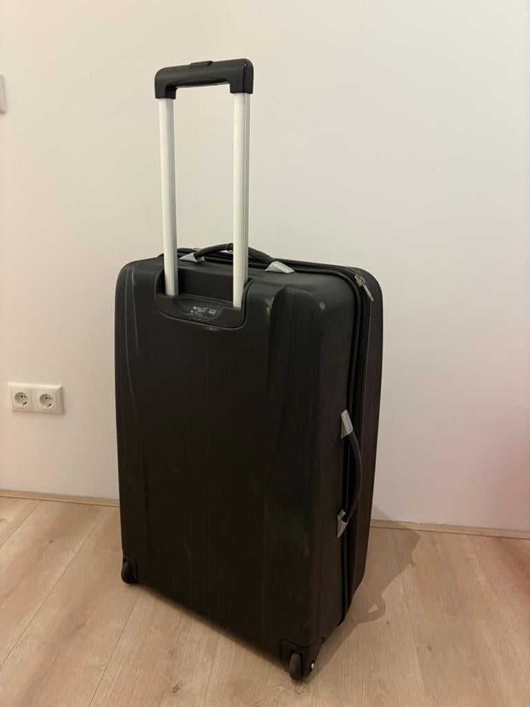 HEMA koffer met wielen en uitschuifbare trekstang, Sieraden, Tassen en Uiterlijk, Koffers, Ophalen, Gebruikt, Hard kunststof, 45 tot 55 cm