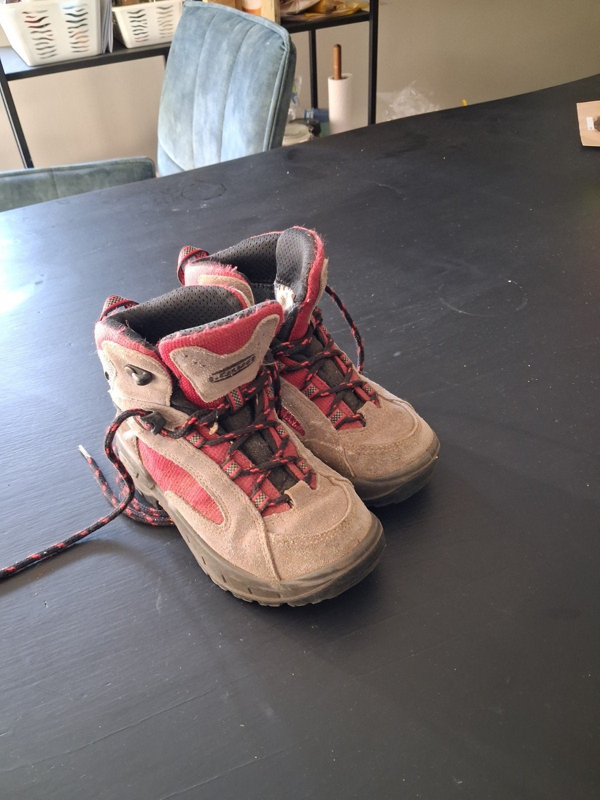 Lowa kinder bergschoenen, Ophalen, Gebruikt, Schoenen
