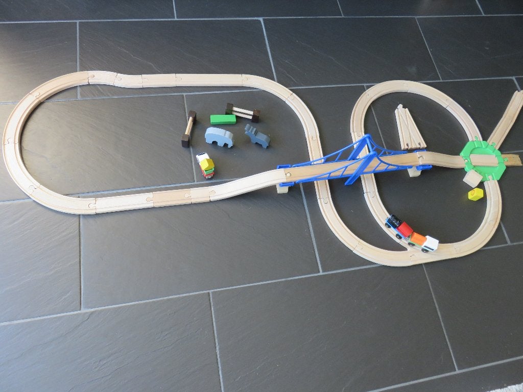 Houten trein set, 47delig met brug, draaiplateau ed, Ophalen of Verzenden, Gebruikt