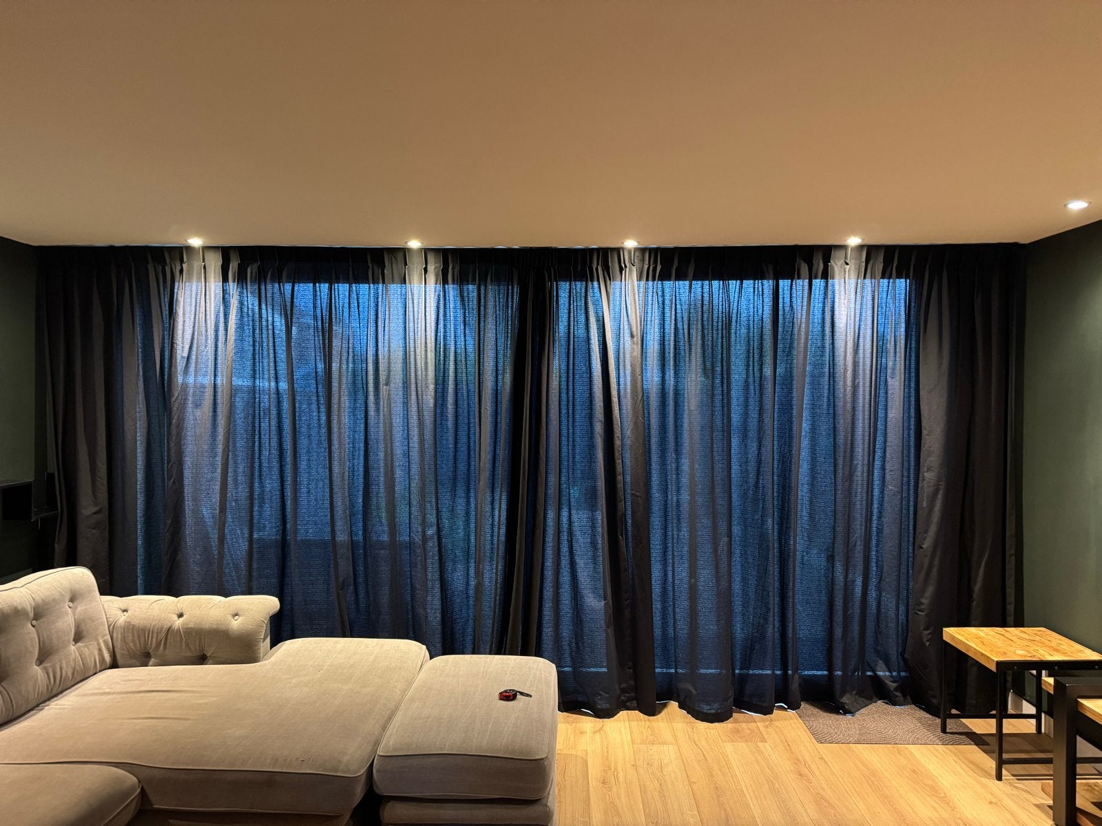 Luxe zwarte gordijnen met glimmende touch, 2-delig, Gebruikt, Verzenden, Zwart, Plooiafwerking