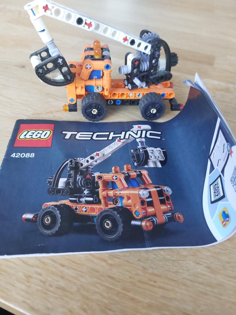 Lego technic 42088, Lego, Ophalen of Verzenden, Zo goed als nieuw, Compleet