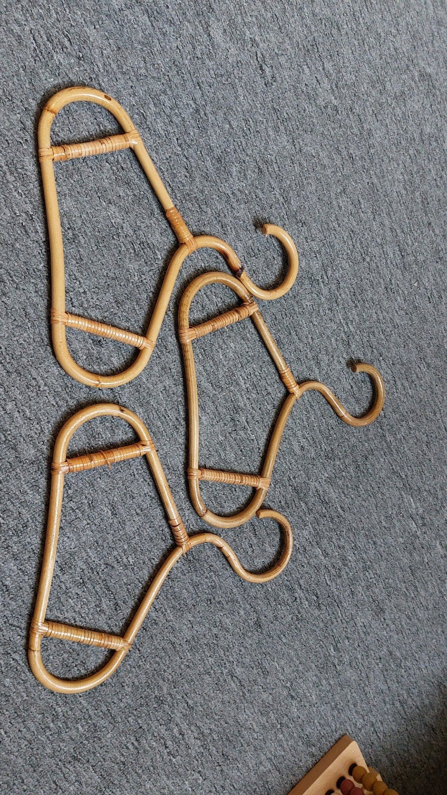 Nieuwe rotan kledinghangers (set van 3), Ophalen, Nieuw
