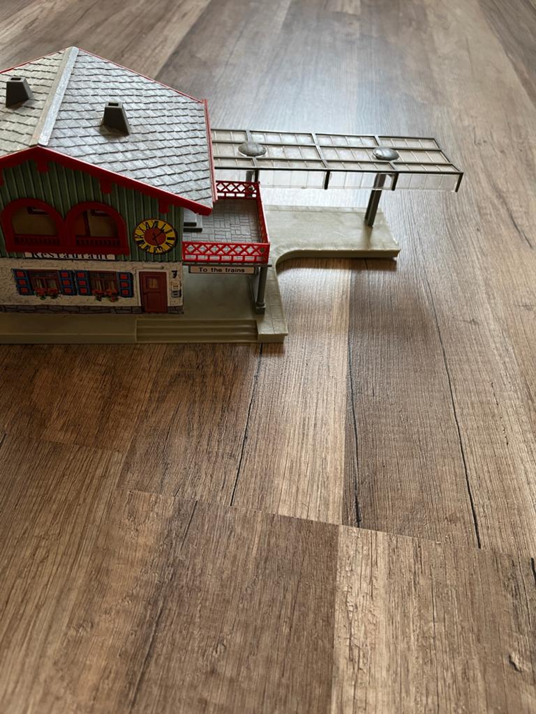 Mooi modelspoorbaan station HO - St. Urban, Ophalen, Gebruikt, Brug, Tunnel of Gebouw