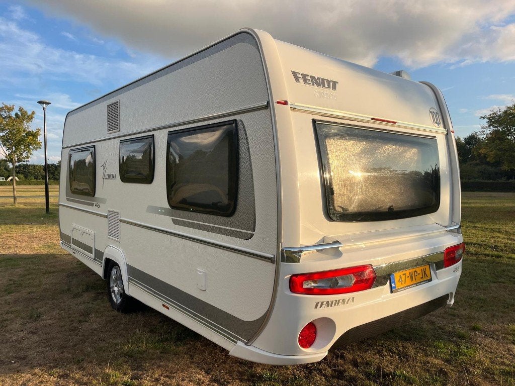 Fendt caravan TENDENZA 465 | Mover | Luifel | Fietsendrager, Caravans en Kamperen, Caravans, Omvormbare zithoek, Rondzit, 7 tot 8 meter