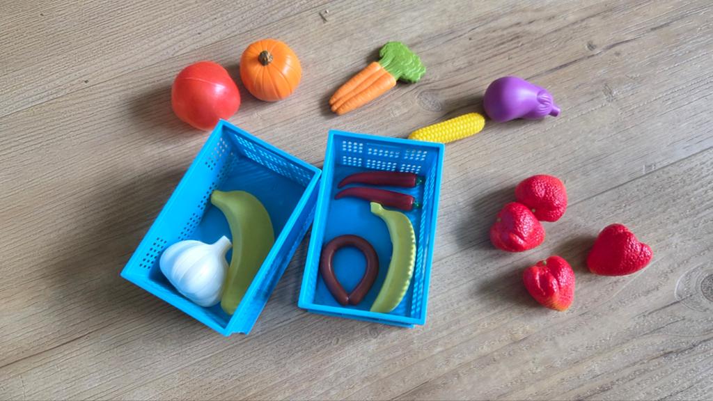 Boodschappen speelgoed kratjes en inhoud, Ophalen, Gebruikt, Bouwen