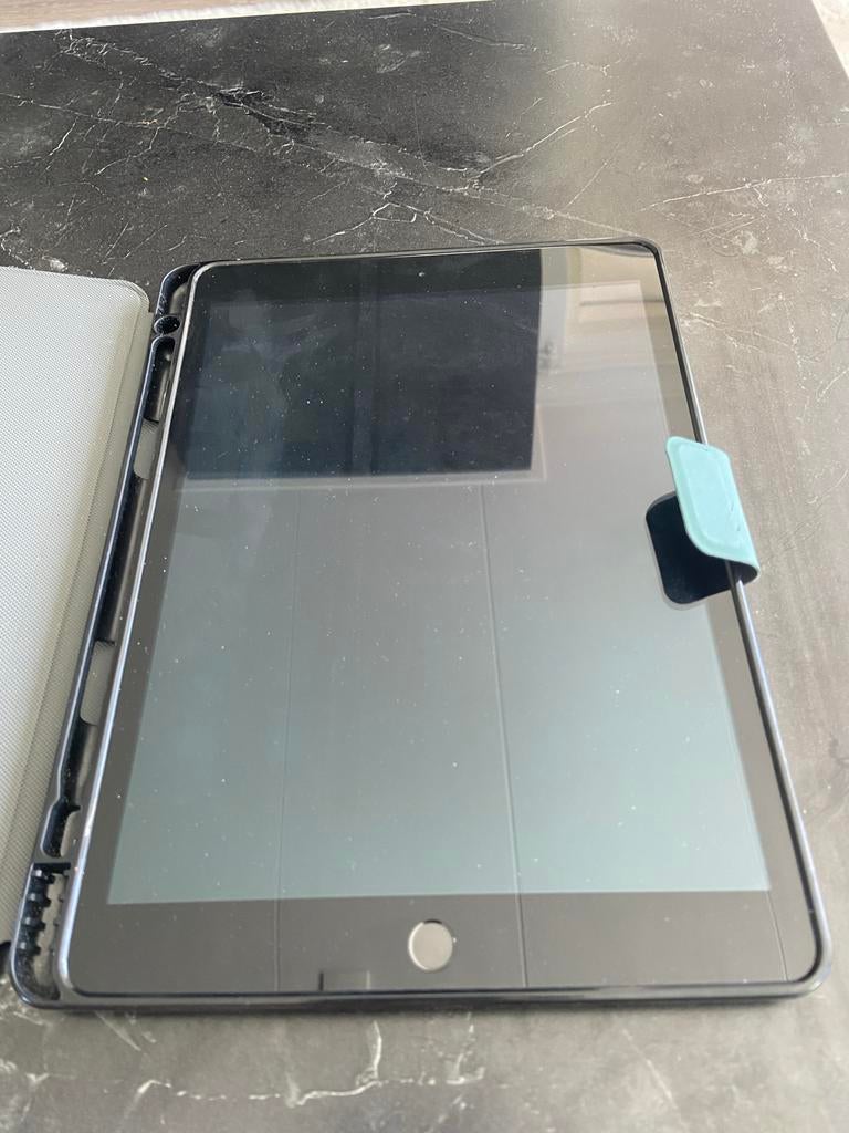 iPad 7 (2019) 10.2" 128 GB spacegrijs *WATERSCHADE*, 10 inch, Apple iPad, Ophalen of Verzenden, 128 GB