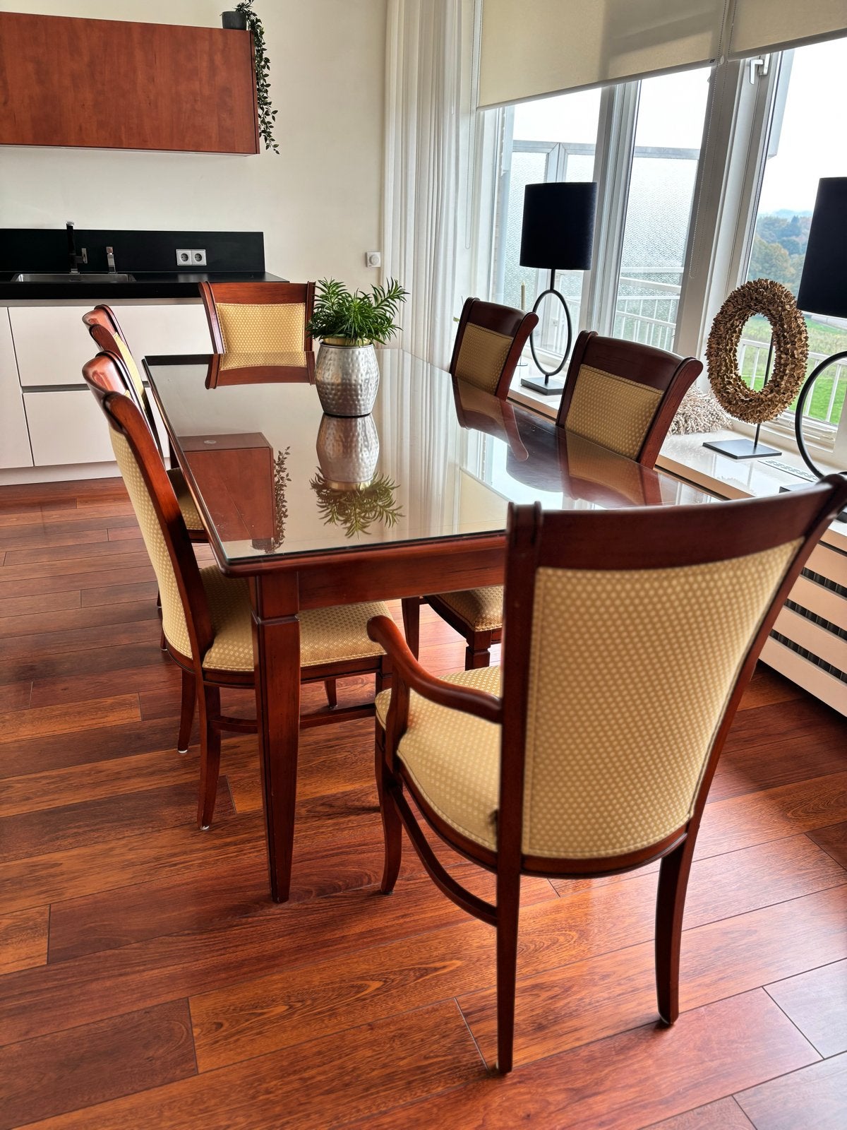 Kersenhouten eethoek met 6 stoelen (2 met armleuningen), Ophalen, Gebruikt, 50 tot 100 cm, Vijf personen of meer