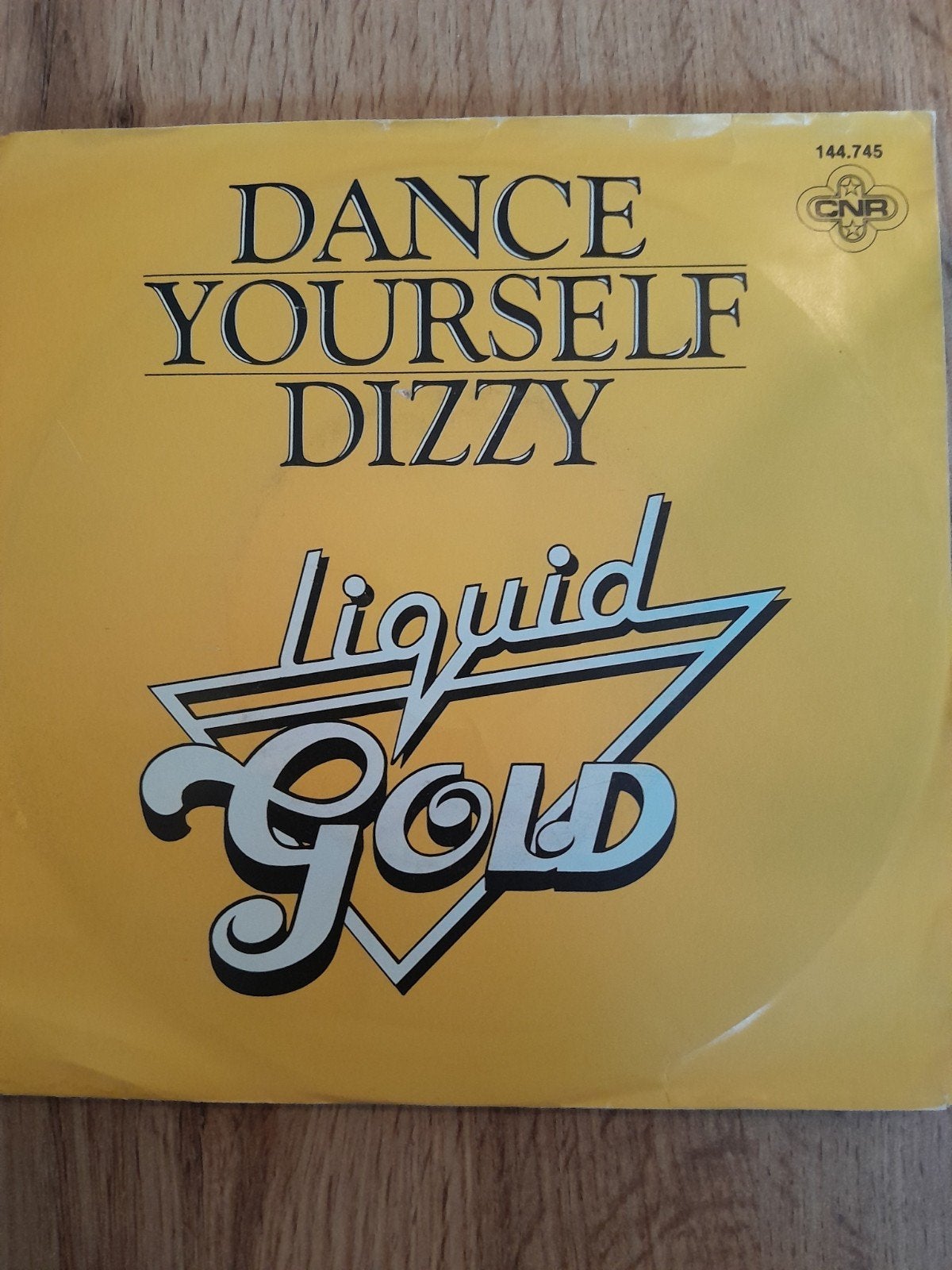 liquid gold 7 inch dance yourself dizzy, Ophalen of Verzenden, Zo goed als nieuw