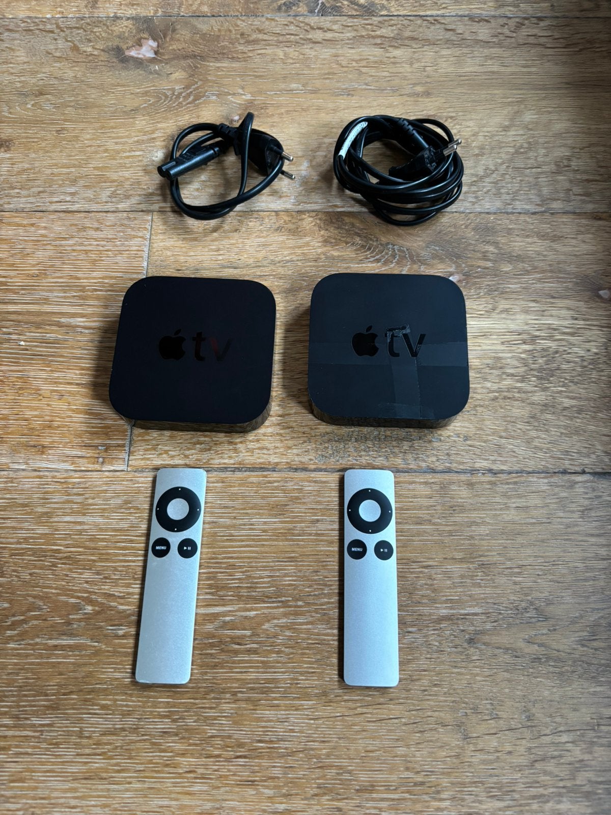 2 stuks Apple TV (3e Gen.) A1469, Ophalen of Verzenden, Gebruikt