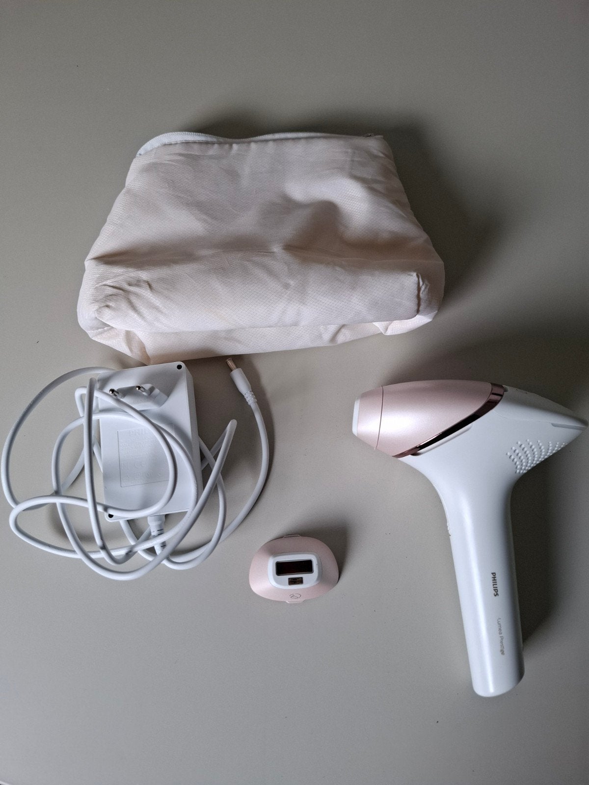 Philips Lumea Prestige BRI950 ontharingsapparaat, Ophalen of Verzenden, Zo goed als nieuw, Scheren en Epileren