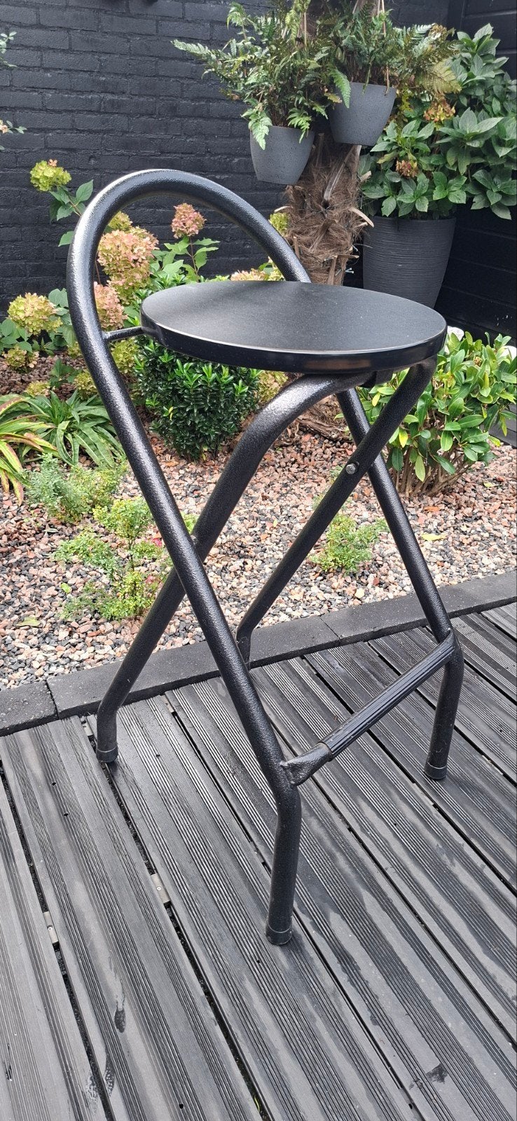 1 Zwarte barkruk, inklapbaar, 76cm hoog, Huis en Inrichting, Ophalen, Gebruikt, Met voetsteun, 60 tot 90 cm