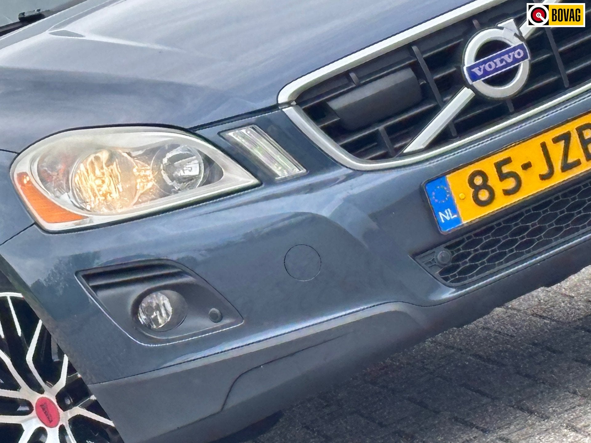 Volvo XC60 3.0 T6 AWD Momentum, Gebruikt, 2953 cc, 2000 kg, Blauw