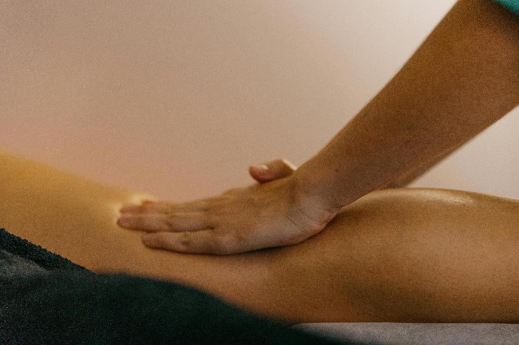 Moederdag cadeau??.....ontspannings of Lomi Lomi massage., Ontspanningsmassage
