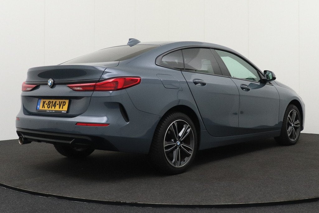 BMW 2 Serie Gran Coupé 218i High Exe. Shadow Line Leder M-S, Auto's, BMW, Voorwielaandrijving, Gebruikt, Euro 6, Handgeschakeld