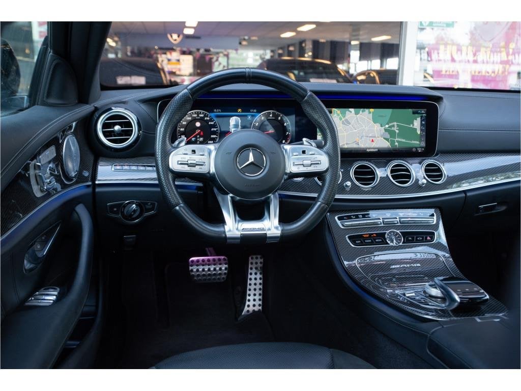 Foto 2 van Mercedes-Benz E-klasse AMG 63 4MATIC Premium Plus Schuifdak