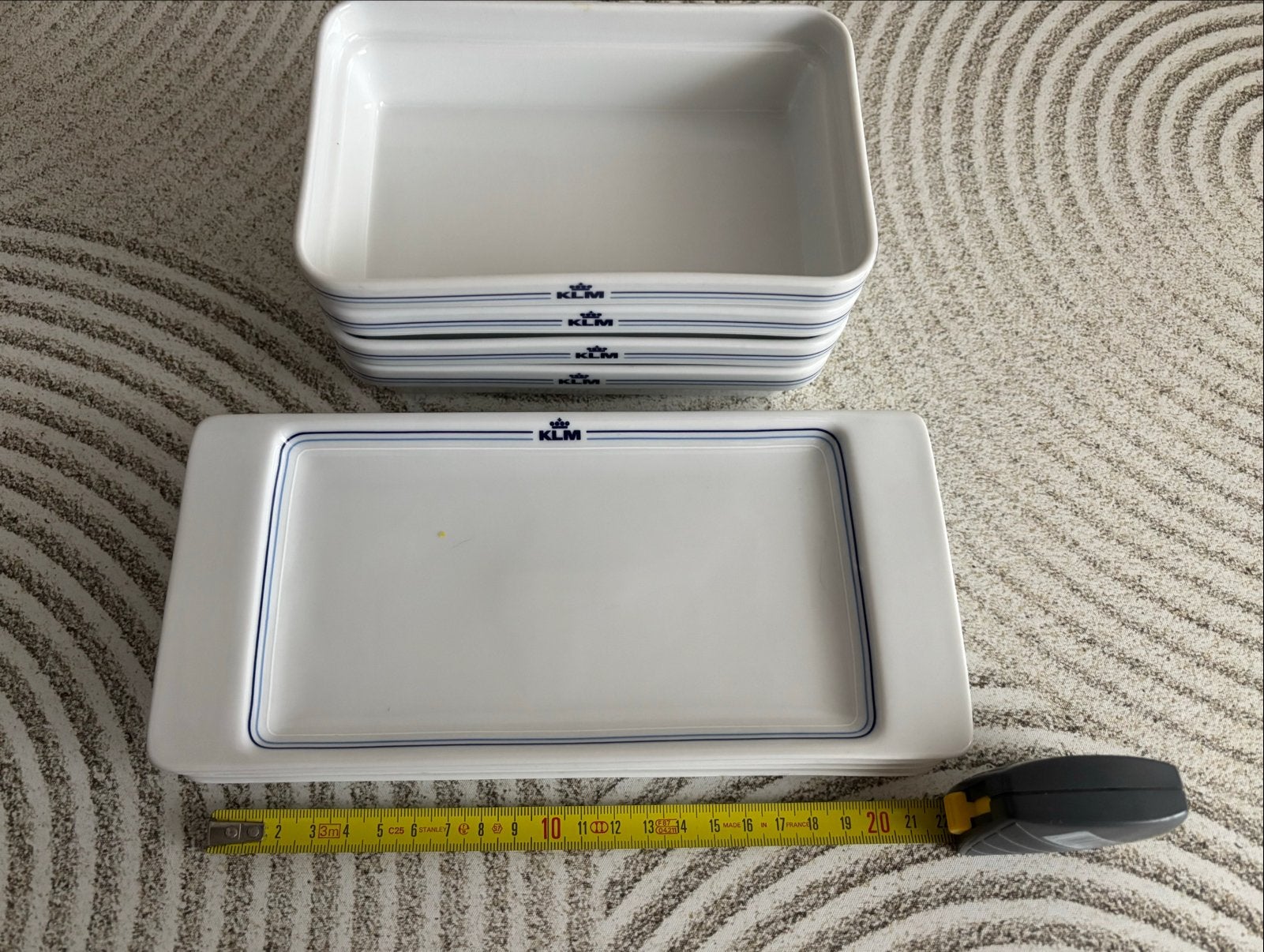 KLM servies: 4 ovenschalen en 4 serveerschalen, Verzenden, Gebruikt