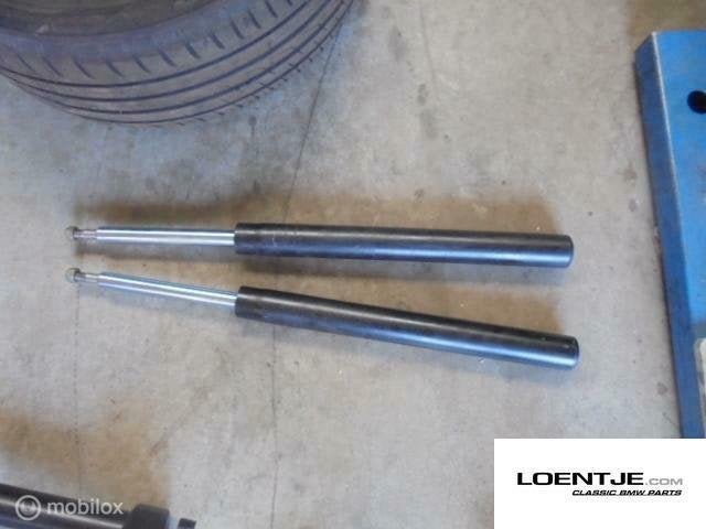 set schokdempers voor bmw e30 45mm 316 318 320, Gebruikt, Ophalen of Verzenden, BMW, BMW