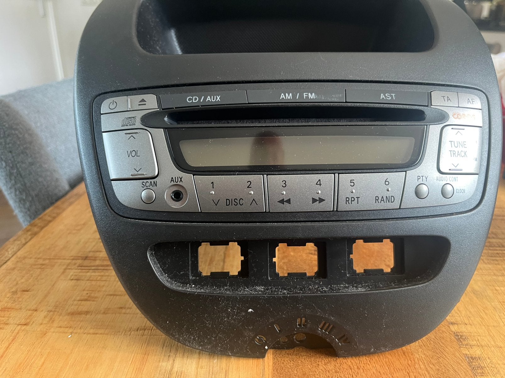 Originele radio Peugeot 107/Citroen C1 enToyota Aygo, Ophalen, Nieuw